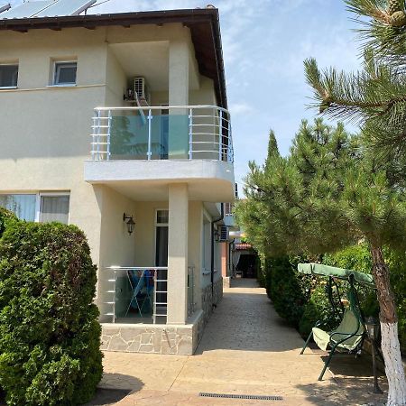 Sunny Guest House Ravda Exterior foto